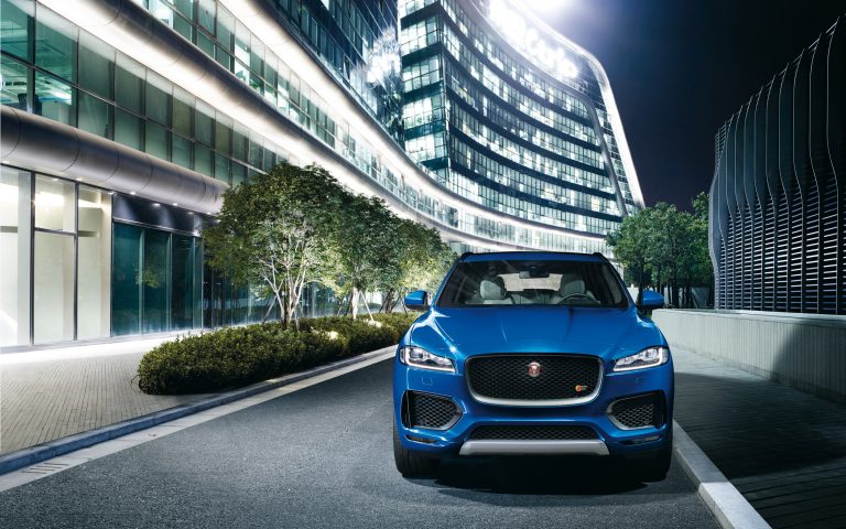 JAGUAR F-PACE