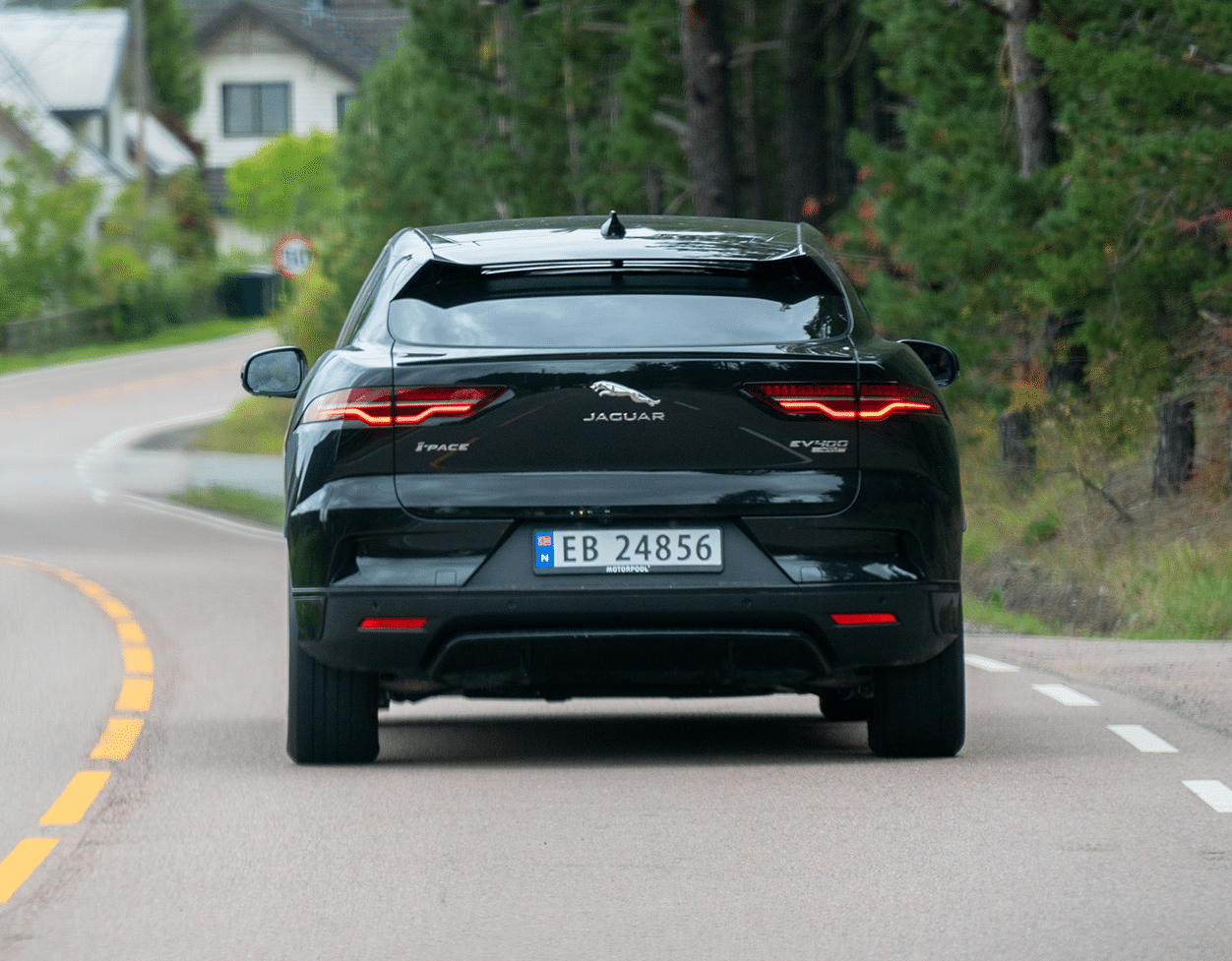 Jaguar I-Pace EV-400 er tilbake 2 i-pace-2